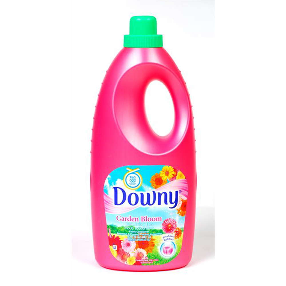 Nước xả Downy cánh đồng hoa 900ml